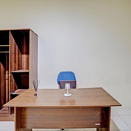 Oyo 93112 Garden Homestay 3 Merlion Surabaya Bagian luar foto